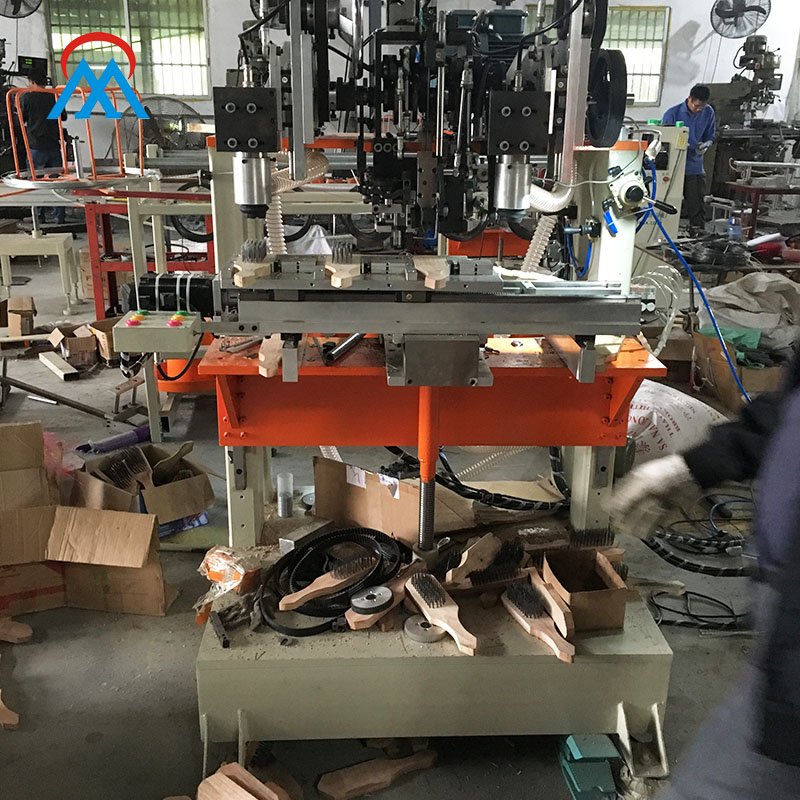 Meixin 4 Axis CNC High Speed Coil Of Wire Brush 2 Drilling And 1 Tufting Machine MX405 4 Axis Brush Making Machine image14
